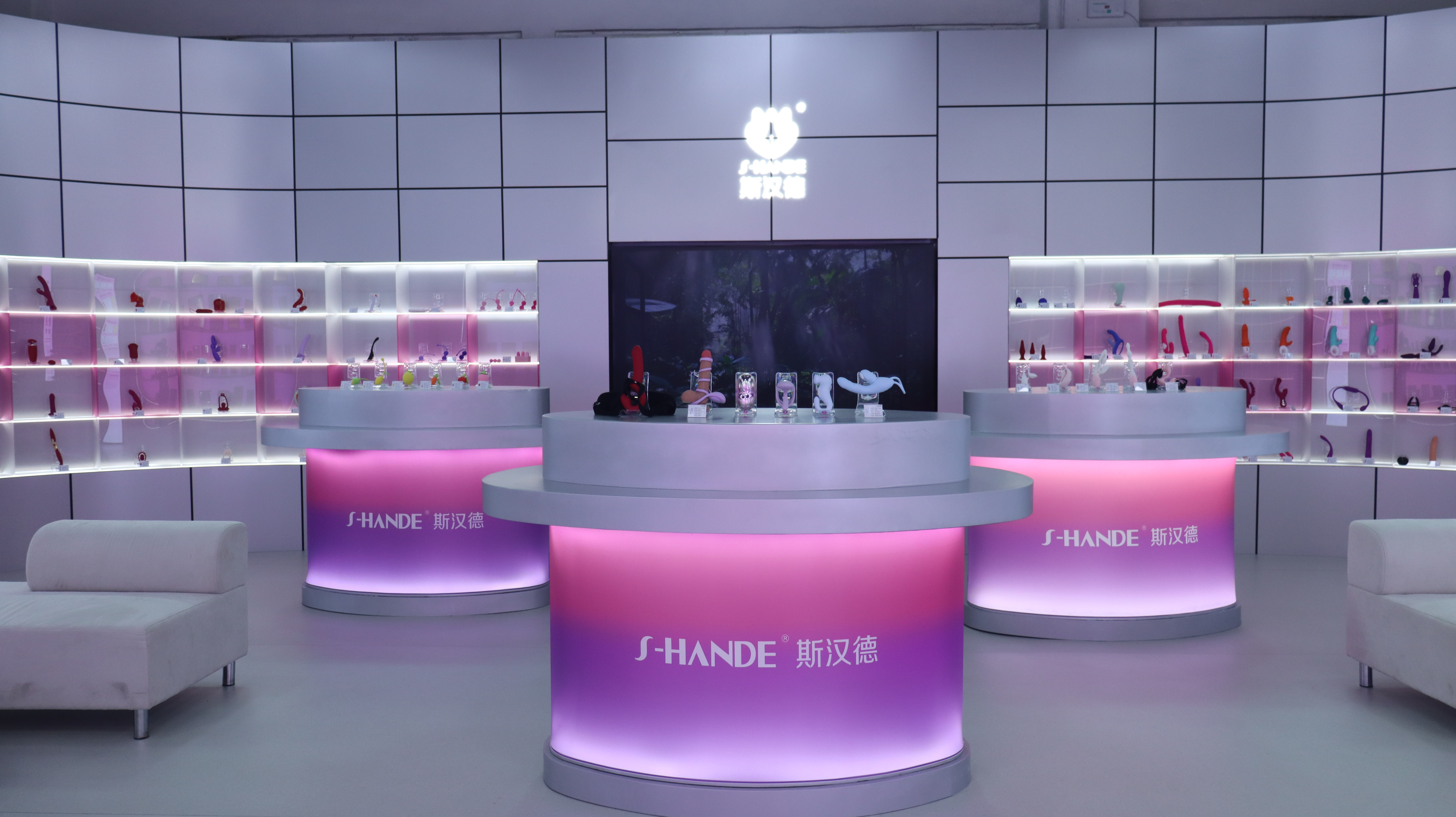 s-hande Showroom2