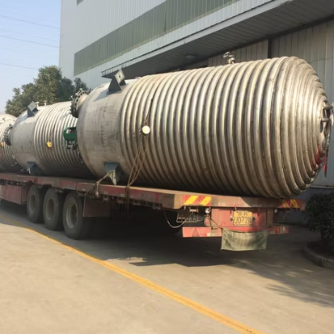 External coil storage tank