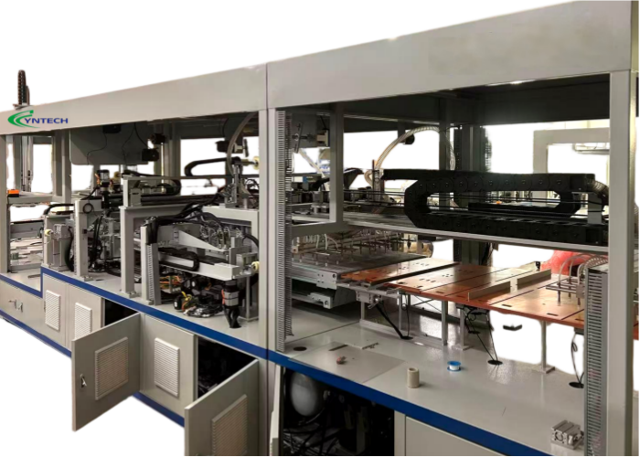 Automatic Lay up and Bussing Machine