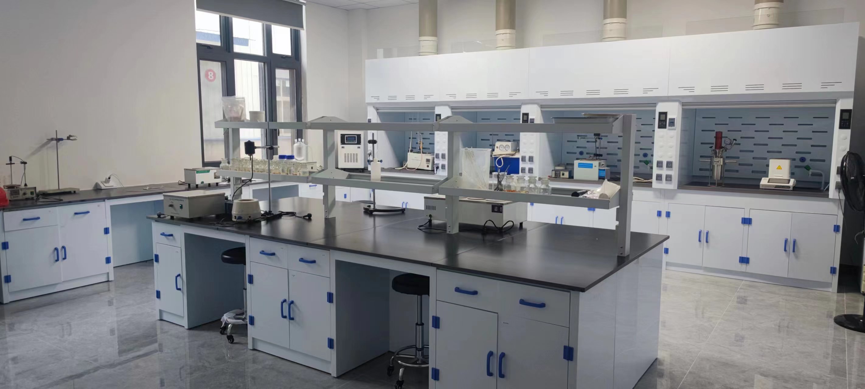 Fertilizer additive laboratory used for quality control and formulation testing