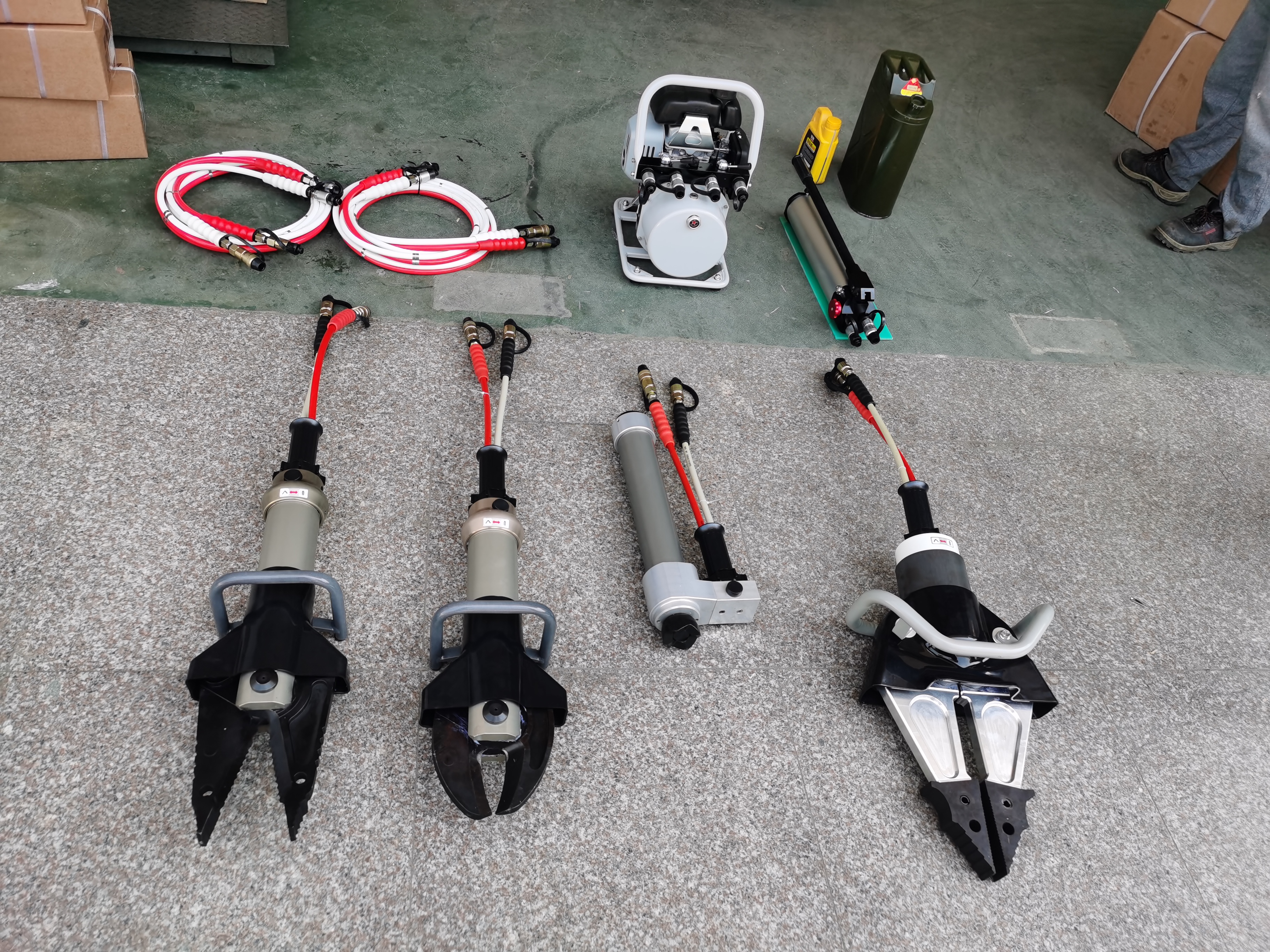 Manufacturer of ODE hydraulic rescue tool sets, customization supported, factory located in China.