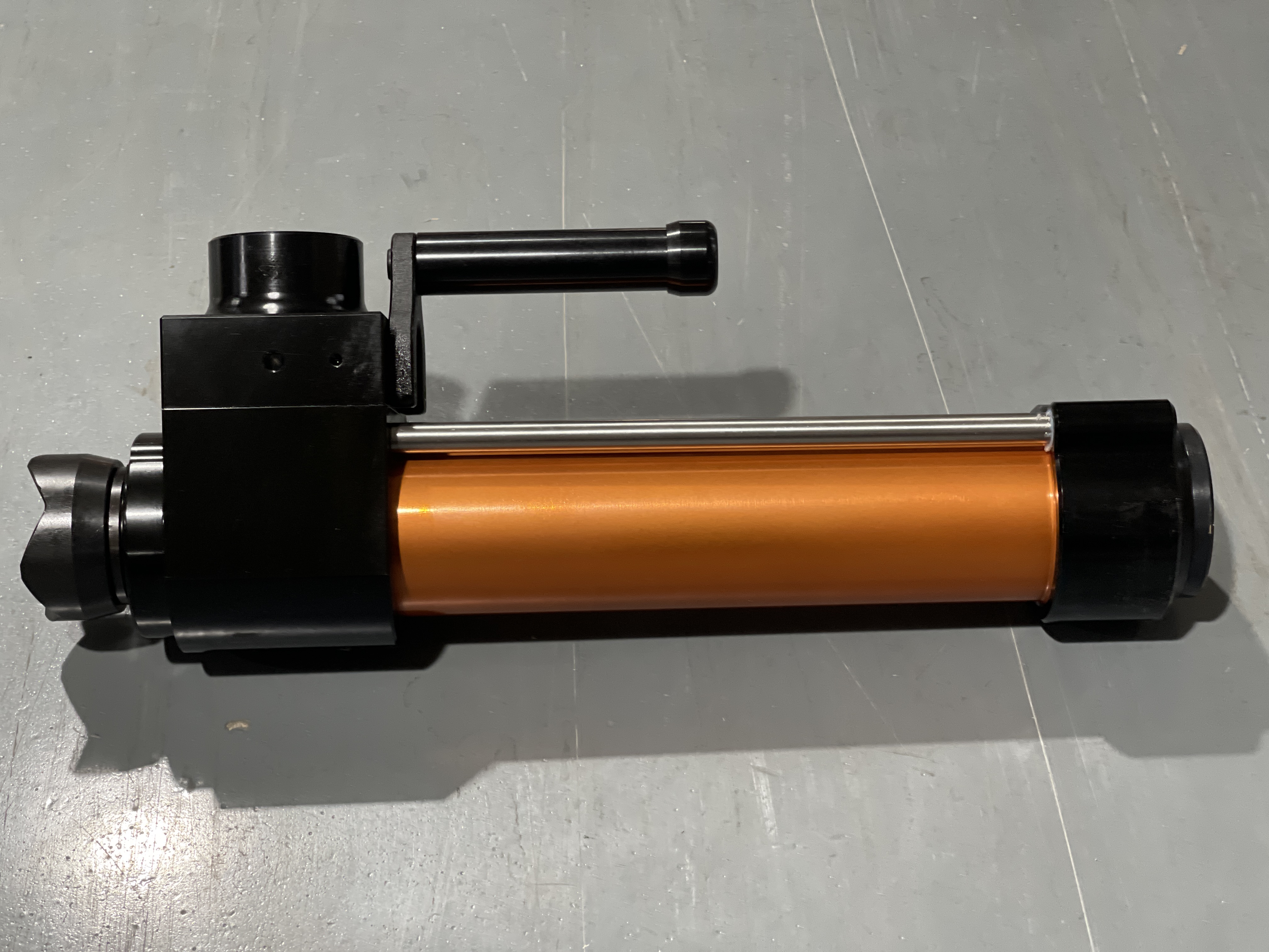 Amphibious rescue tool set ram R450-S1