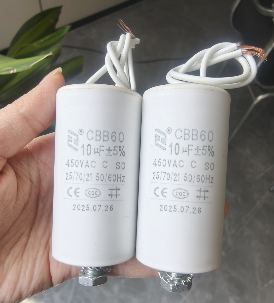 CBB60 Motor run capacitor with screw