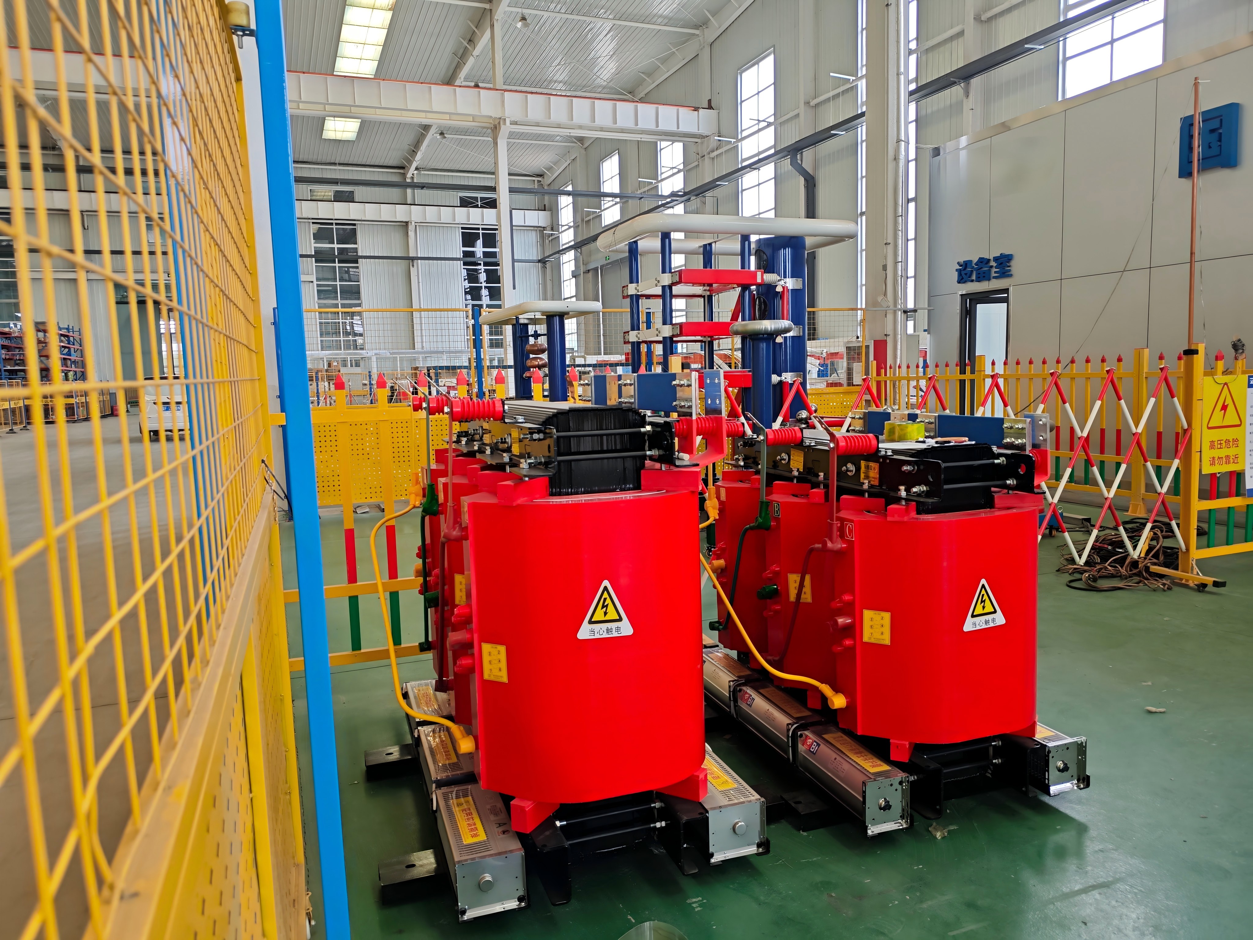 Factory acceptance testing (FAT) of a dry-type transformer before delivery, including electrical measurements and routine inspection procedures. Testing may include winding resistance, voltage ratio, insulation resistance, no-load losses, and load losses, as specified by the applicable testing requirements and customer documentation.