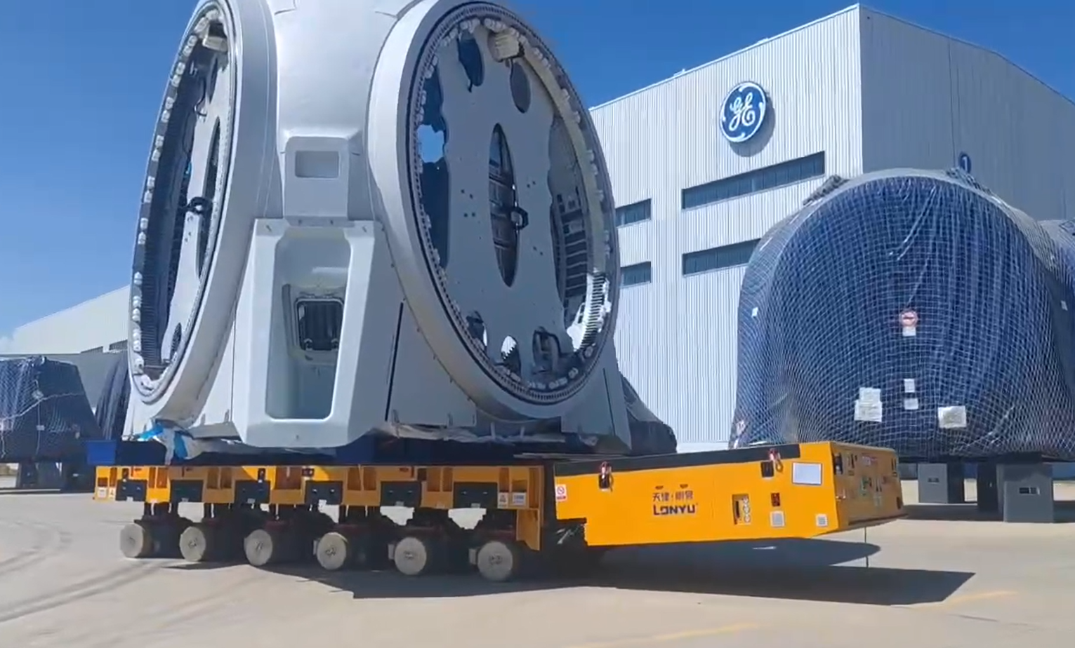 360-tonne heavy-duty AGV platform operating at an industrial customer site